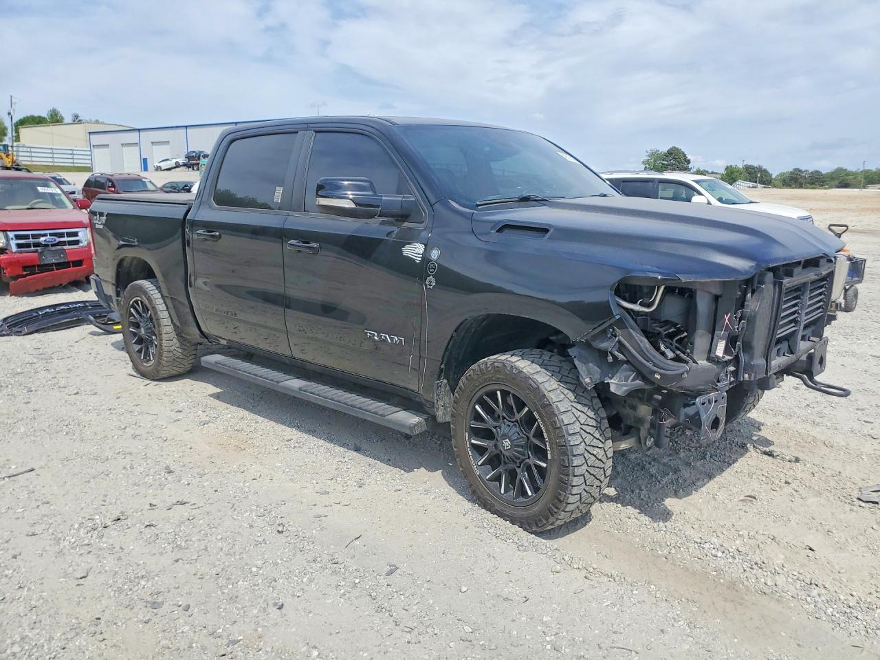 2021 RAM 1500 photo 10