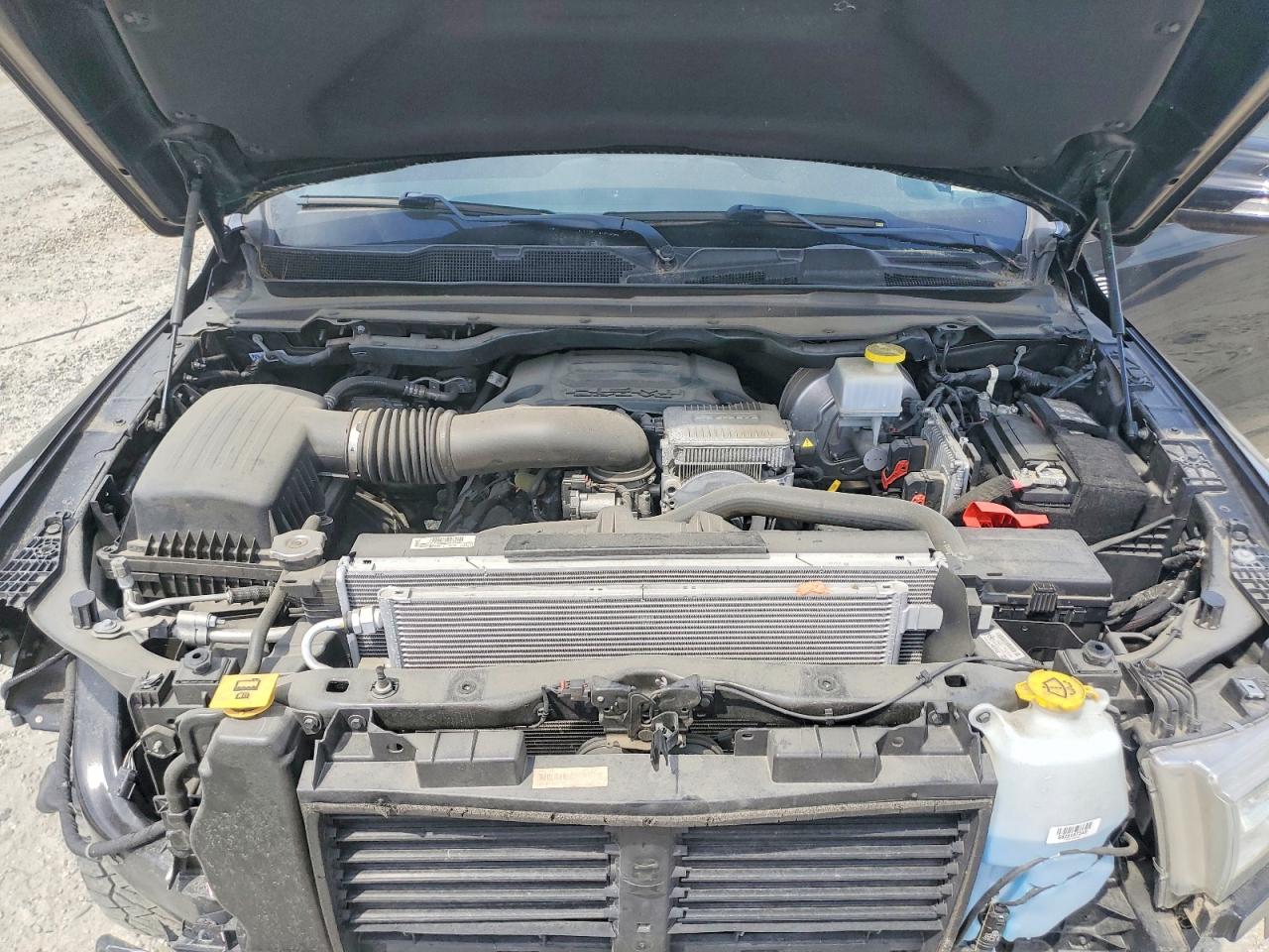 2021 RAM 1500 photo 31