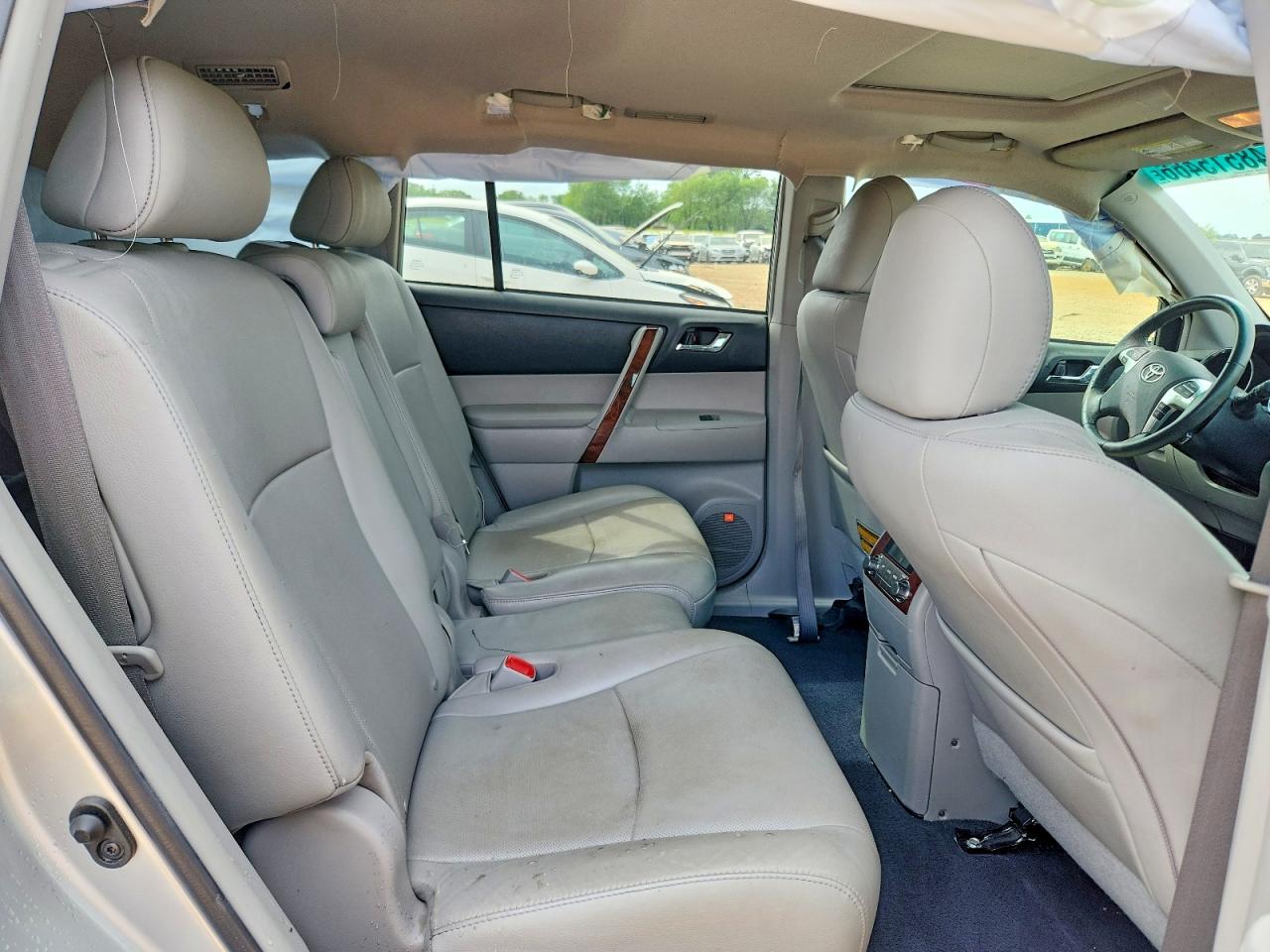 2013 TOYOTA HIGHLANDER LIMITED photo 21