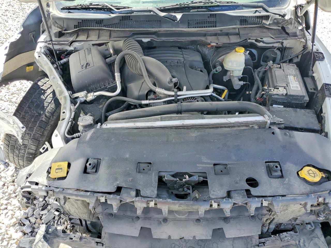 2016 RAM 1500 ST photo 11