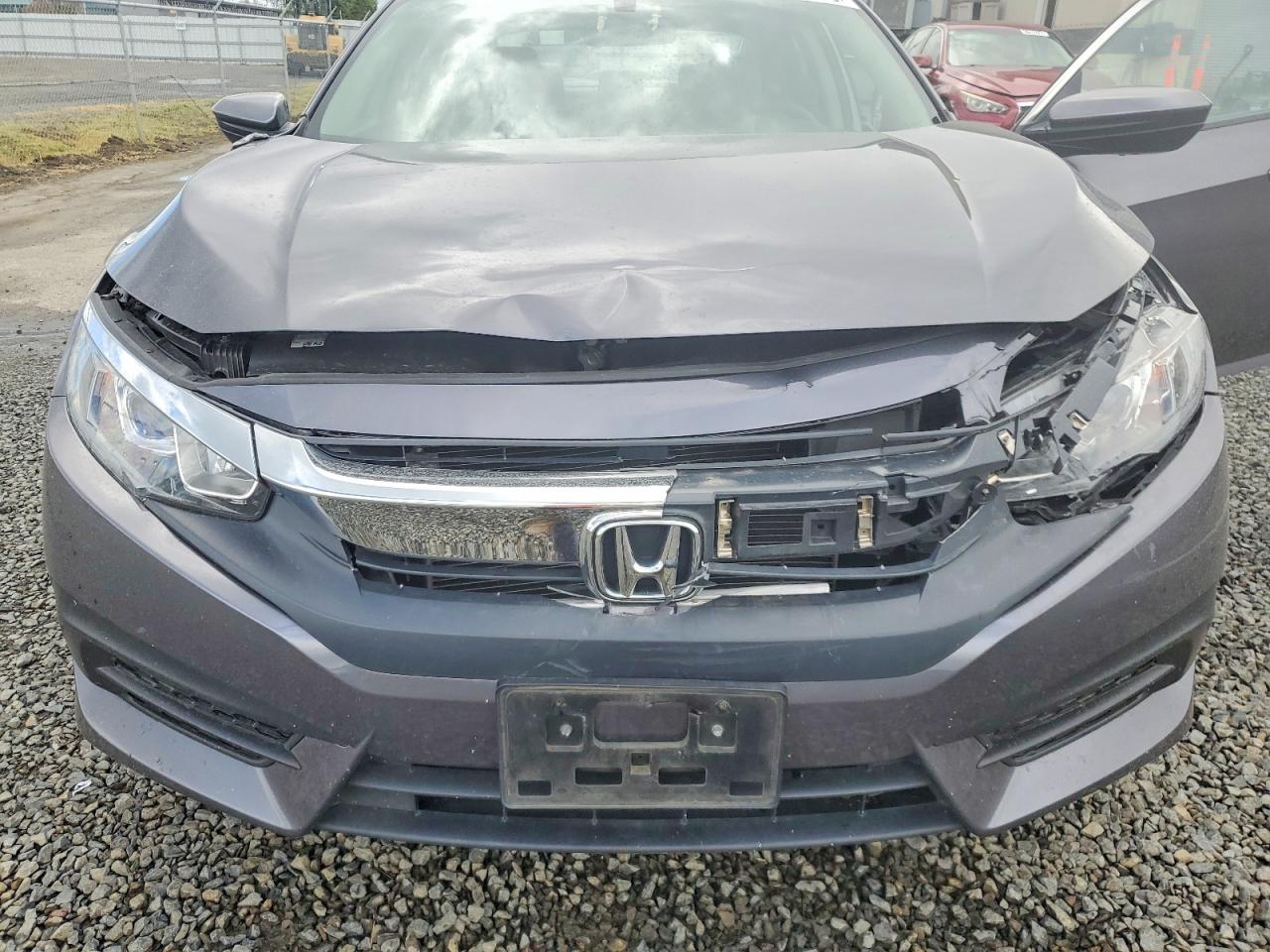 2016 HONDA CIVIC LX photo 21
