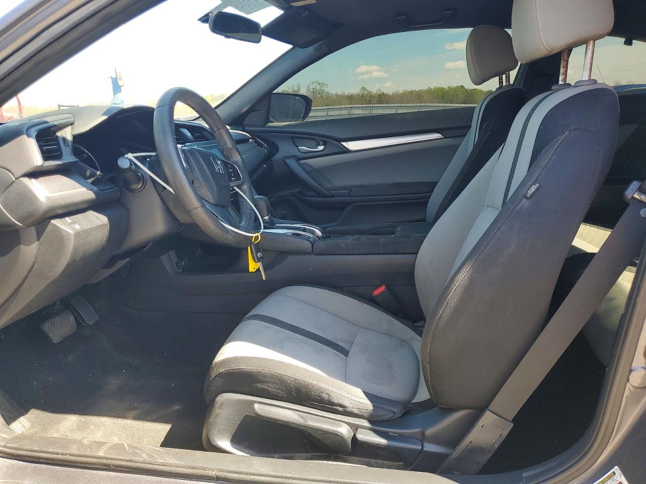 2016 HONDA CIVIC LX photo 13