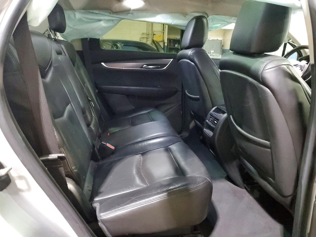 2017 CADILLAC XT5 LUXURY photo 11