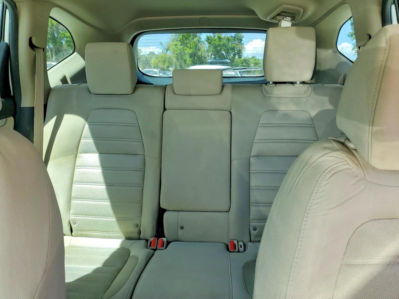 2018 HONDA CR-V LX photo 19