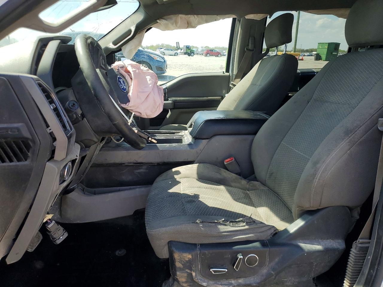 2017 FORD F150 SUPERCREW photo 13