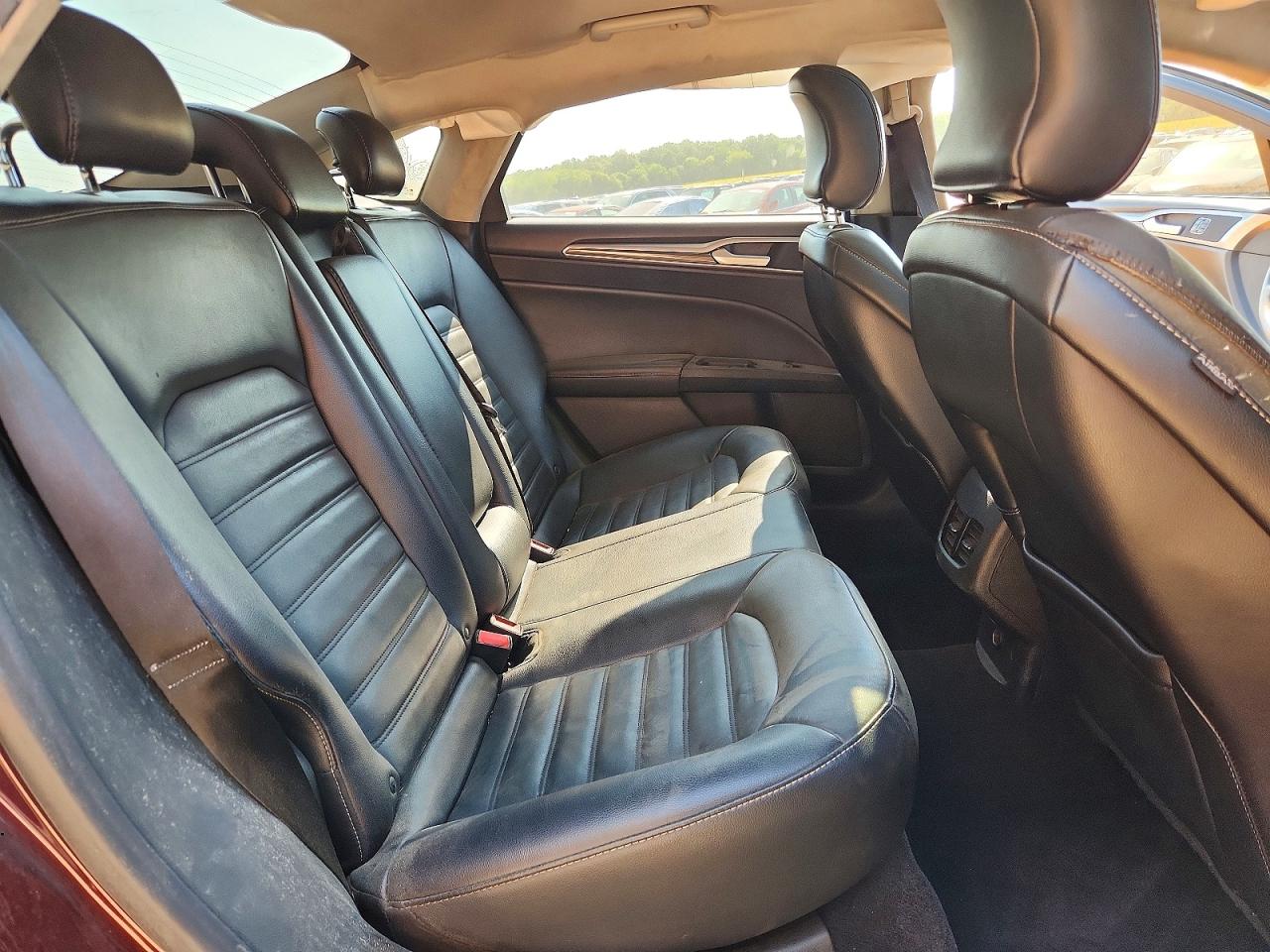 2017 FORD FUSION SE photo 10