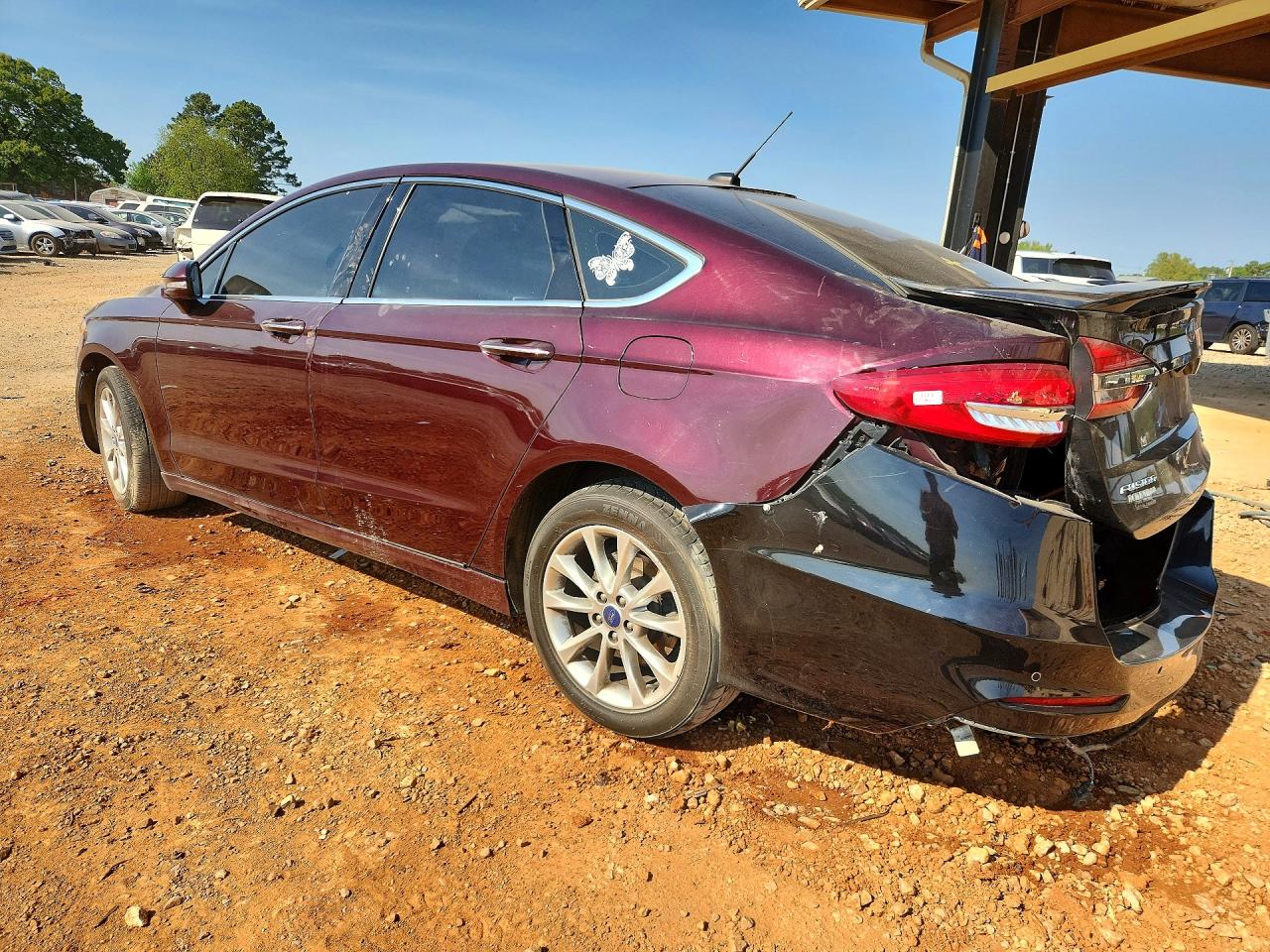 2017 FORD FUSION SE photo 2