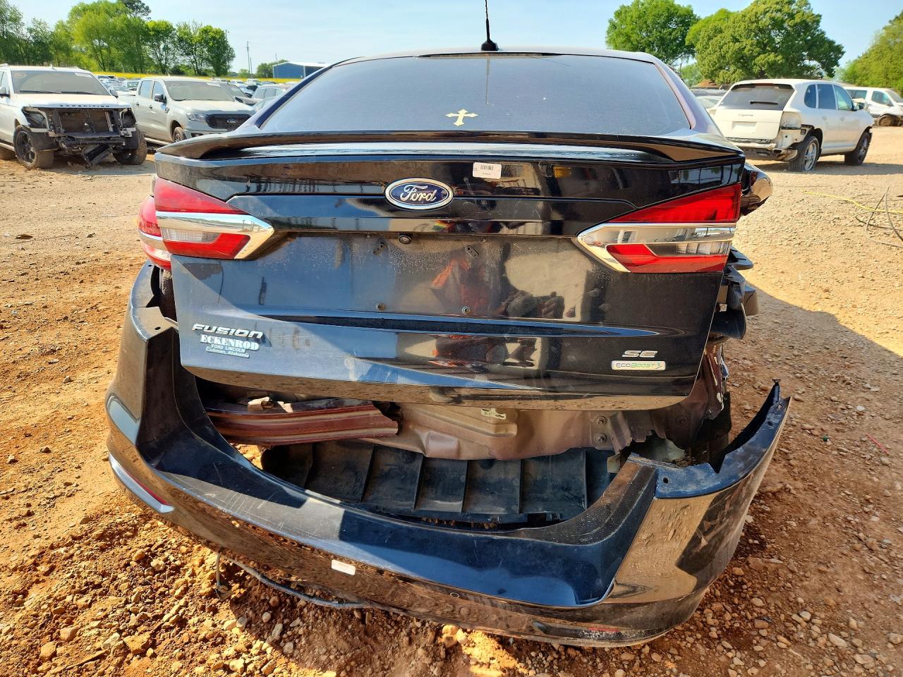 2017 FORD FUSION SE photo 6