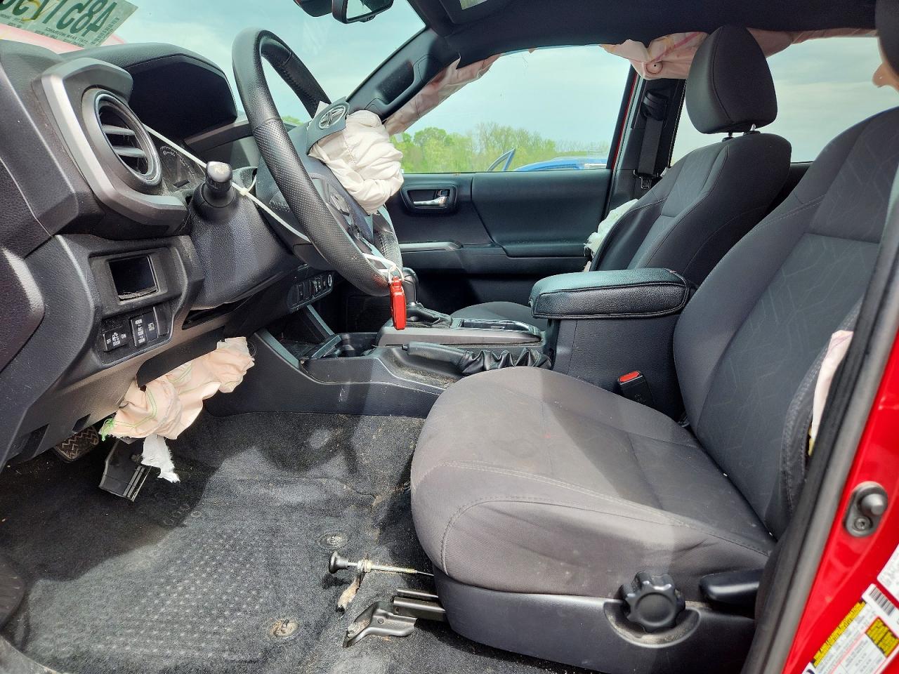 2019 TOYOTA TACOMA TRD SPORT photo 19