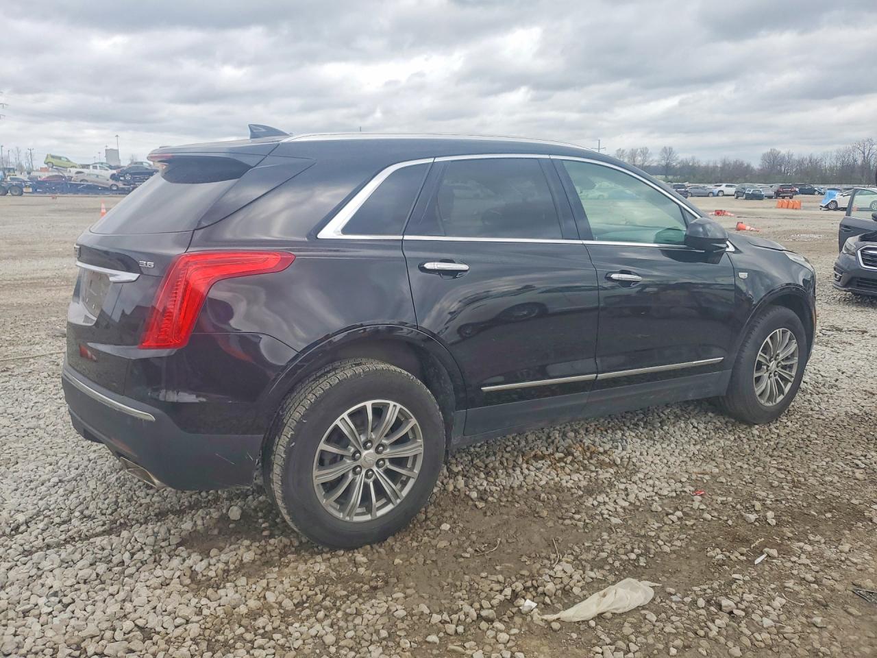 2017 CADILLAC XT5 LUXURY photo 7