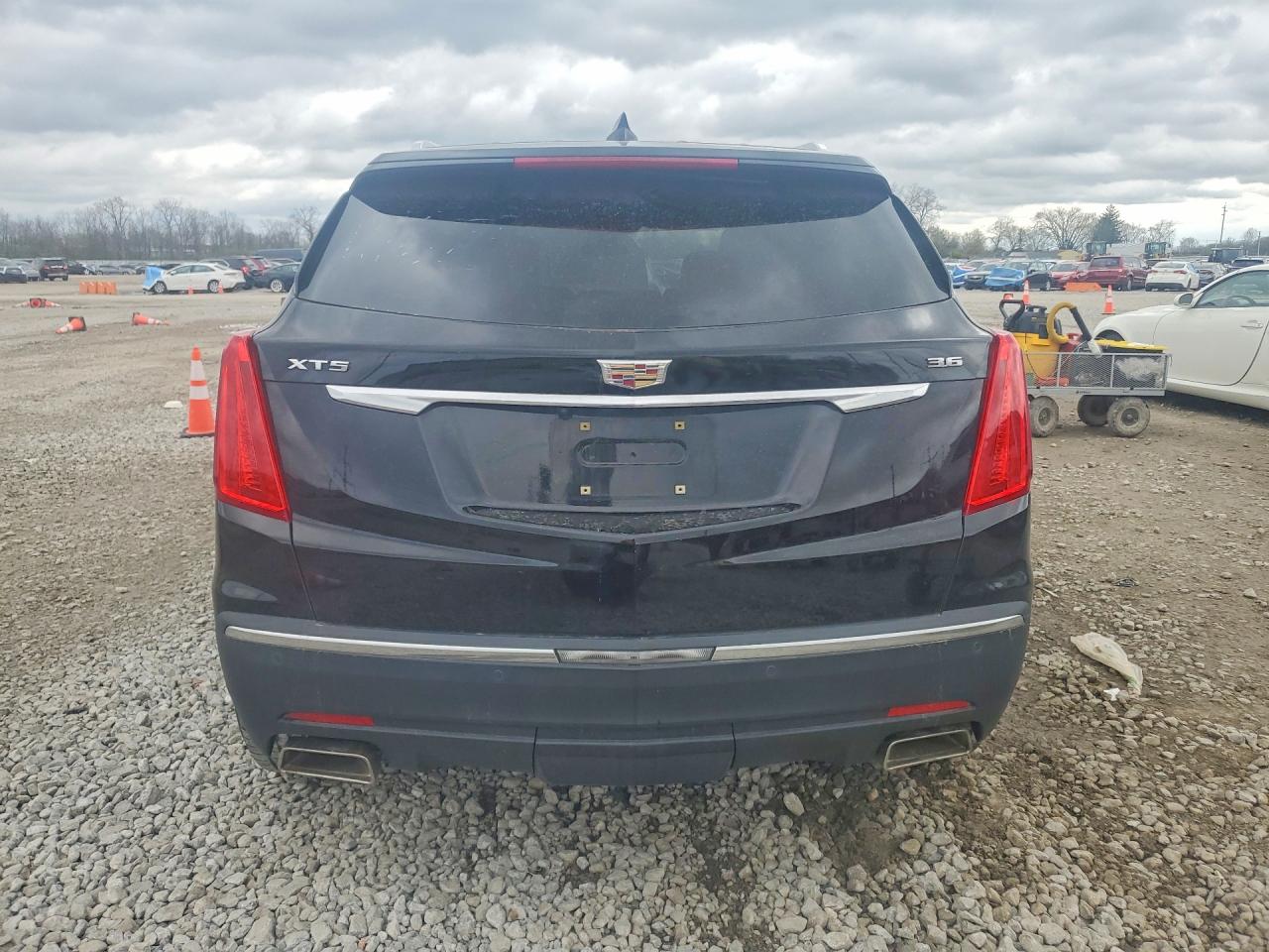2017 CADILLAC XT5 LUXURY photo 16