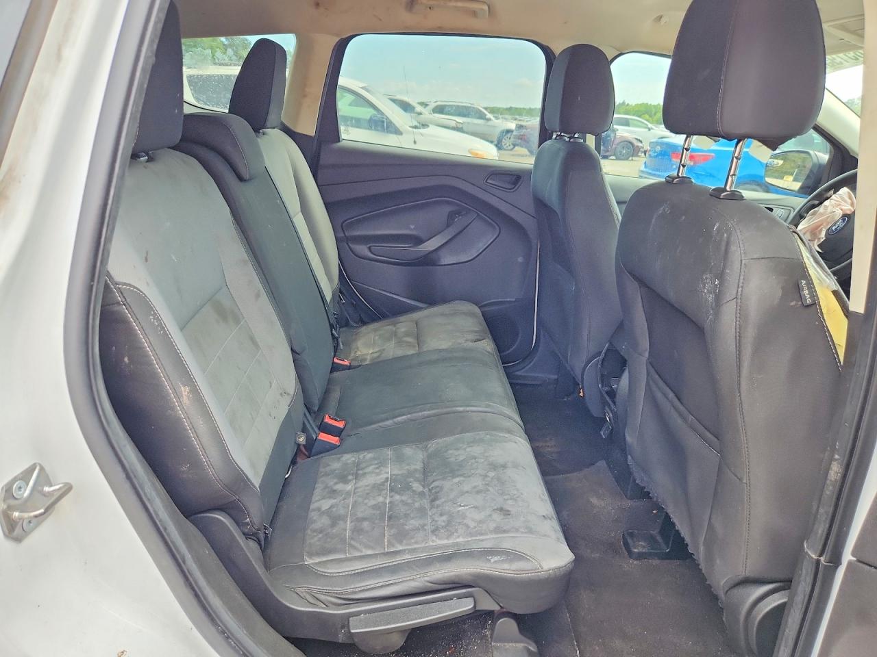 2017 FORD ESCAPE S photo 21