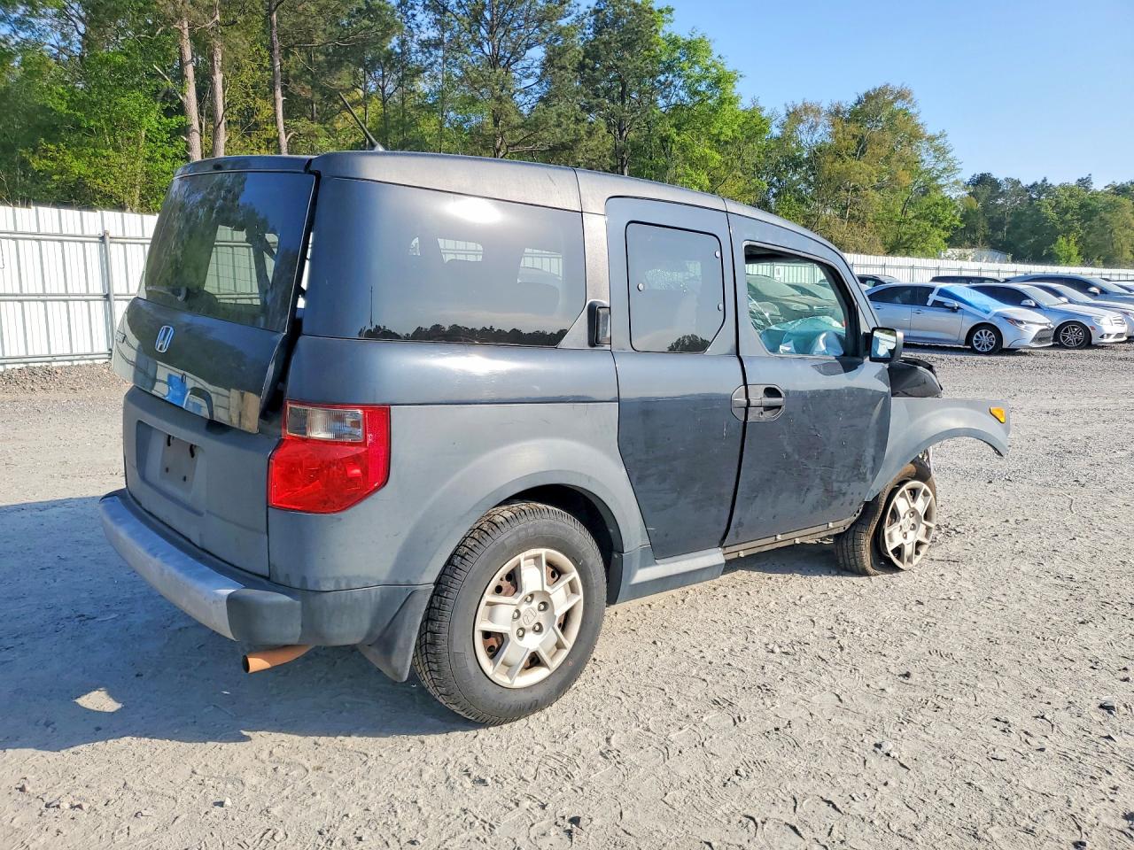 2006 HONDA ELEMENT LX photo 3