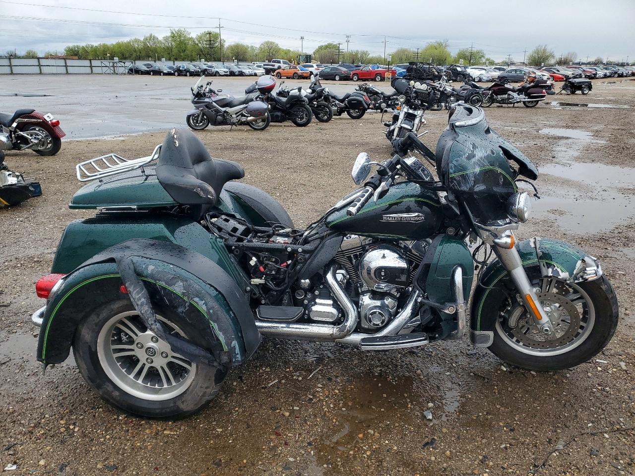 2016 HARLEY-DAVIDSON FLHTCUTG