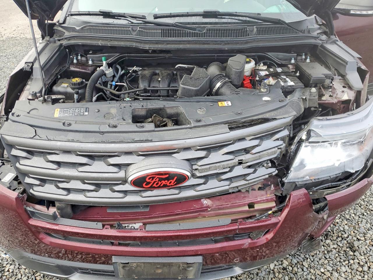 2018 FORD EXPLORER XLT photo 12