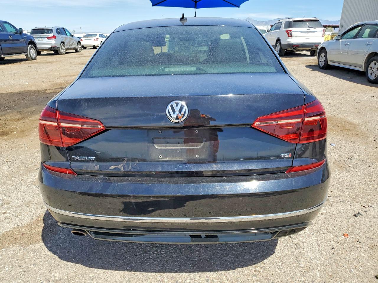 2018 VOLKSWAGEN PASSAT S photo 6