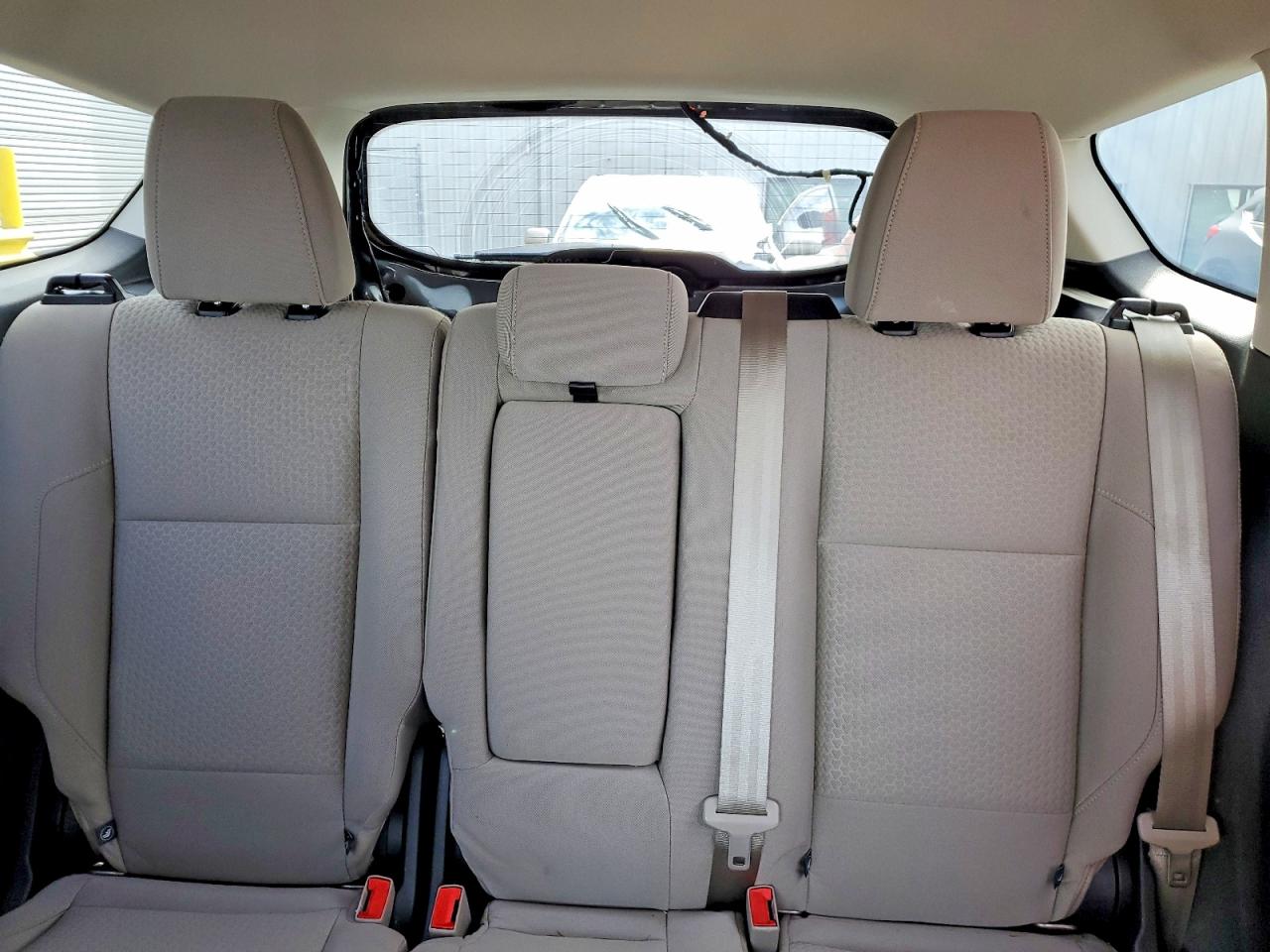 2017 FORD ESCAPE SE photo 19