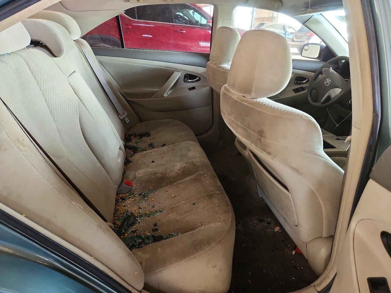 2009 TOYOTA CAMRY LE photo 19