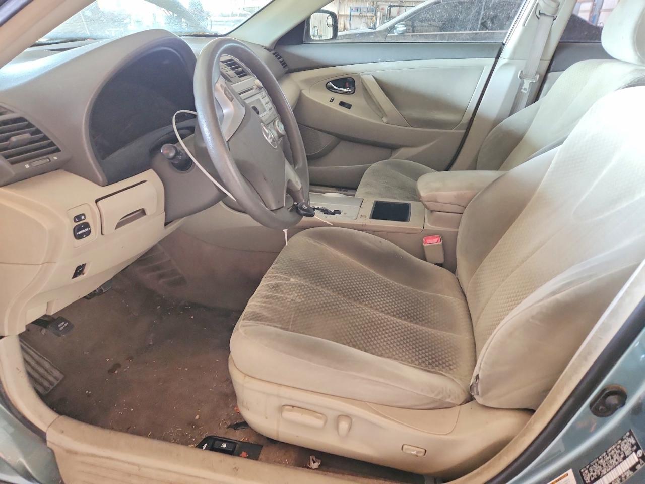 2009 TOYOTA CAMRY LE photo 13