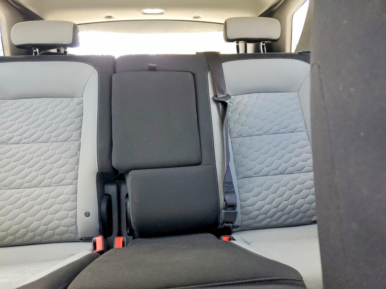 2018 CHEVROLET EQUINOX LS photo 19