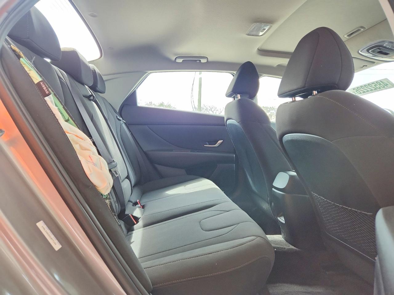 2025 HYUNDAI ELANTRA SEL CONVENIENCE photo 28