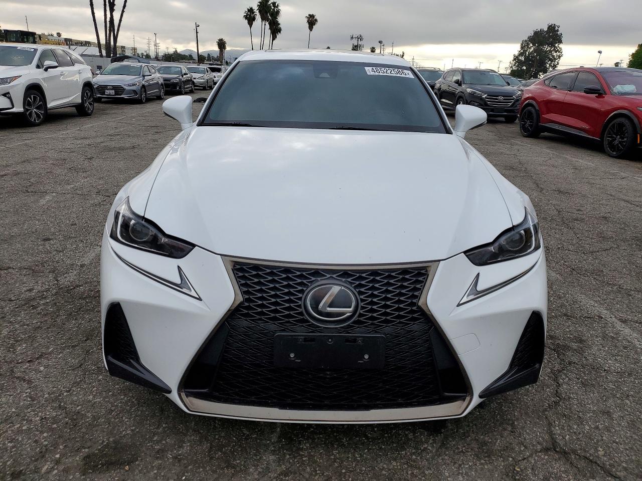 2017 LEXUS IS 350 photo 9