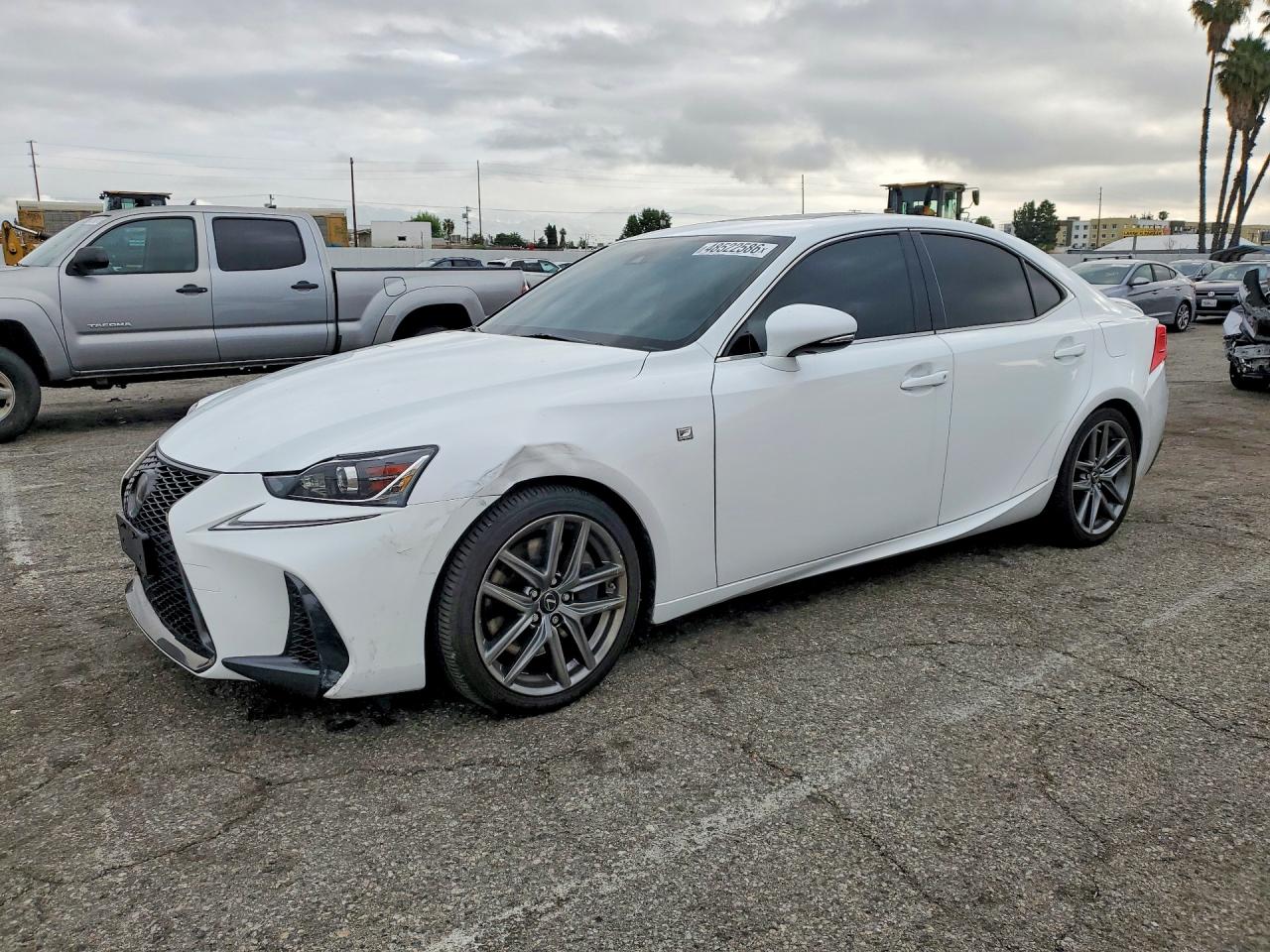 2017 LEXUS IS