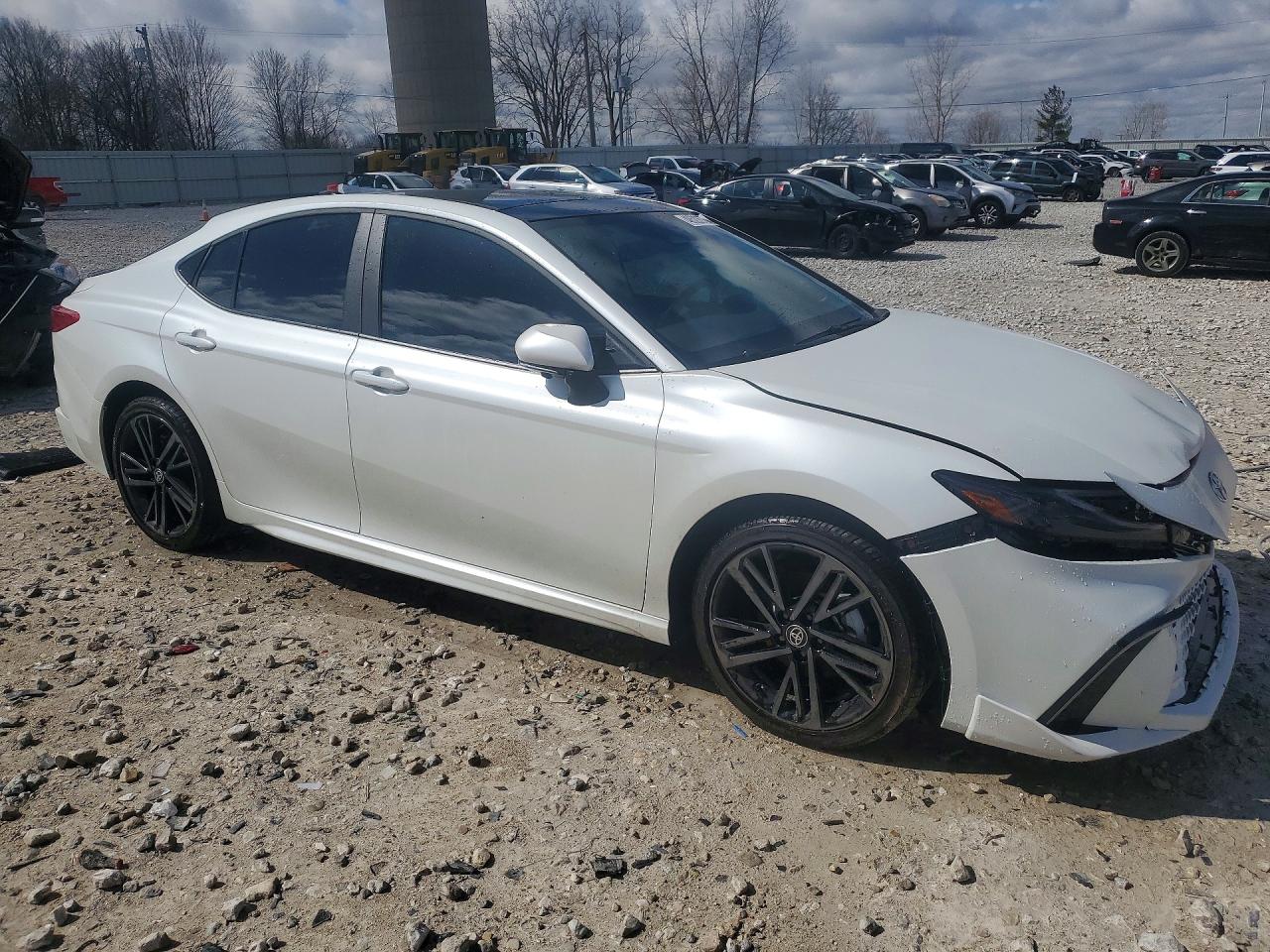 2025 TOYOTA CAMRY XSE photo 7