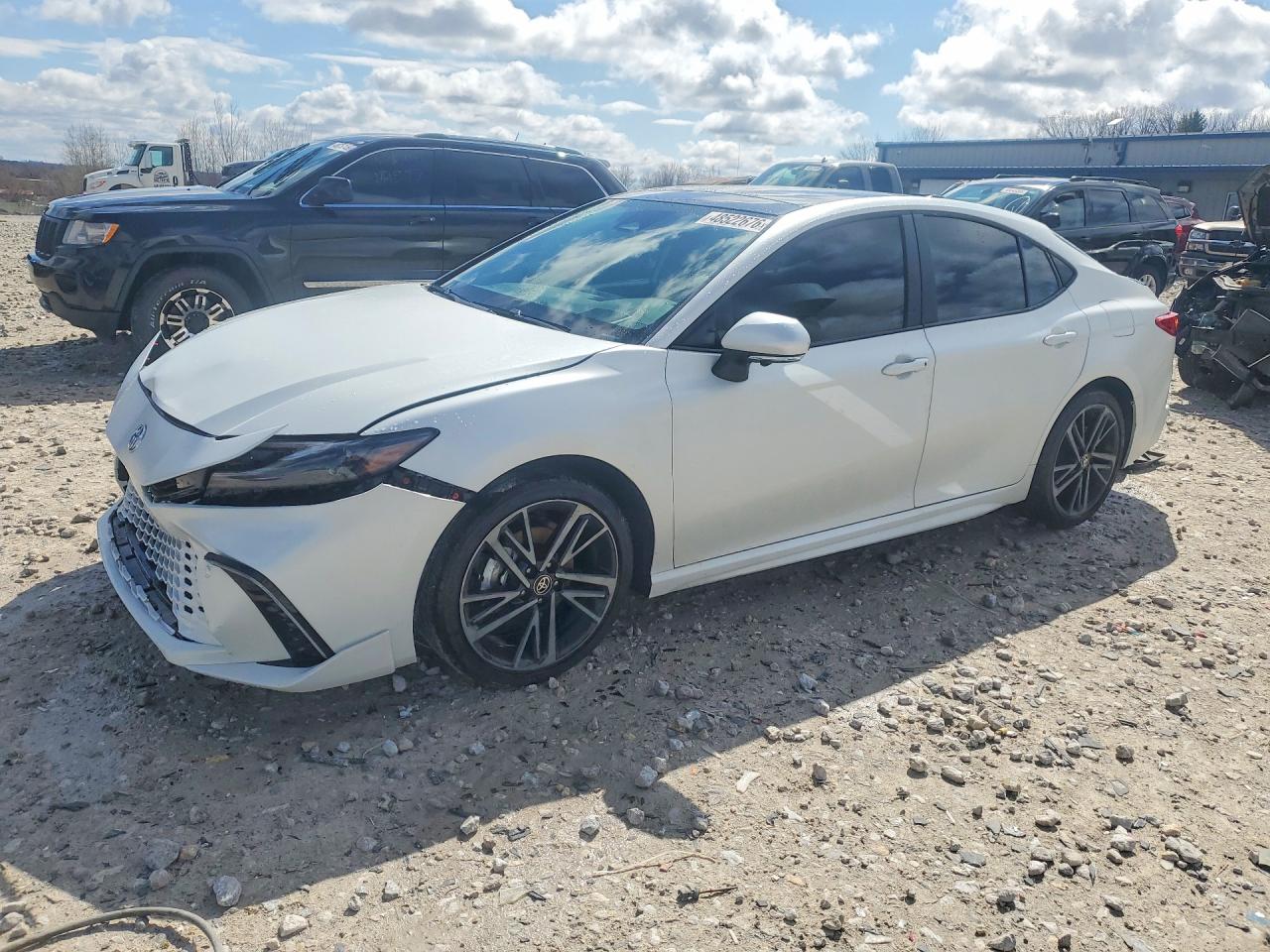 2025 TOYOTA CAMRY