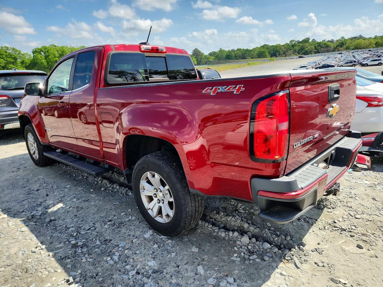 2018 CHEVROLET COLORADO LT photo 2