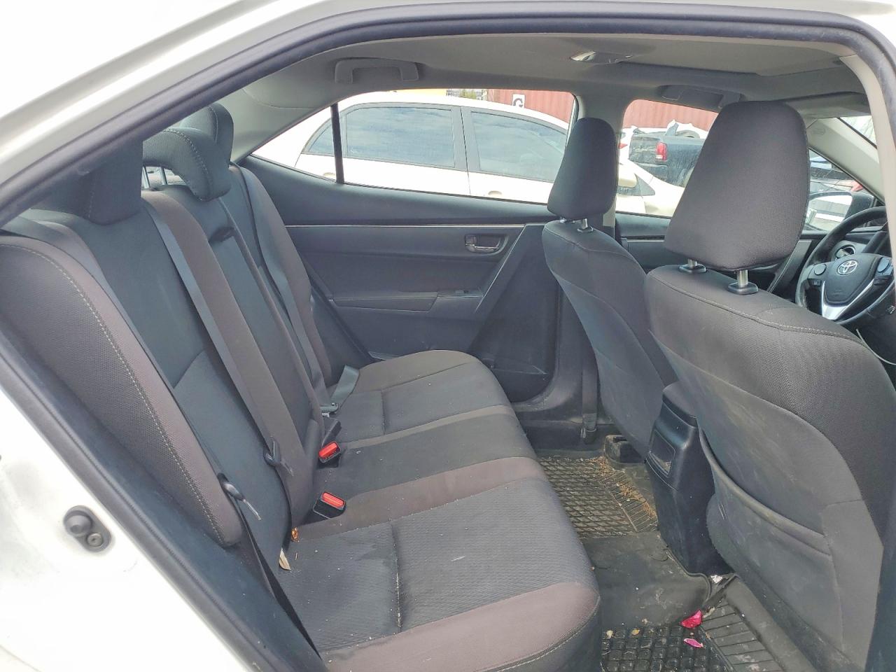 2019 TOYOTA COROLLA L photo 28