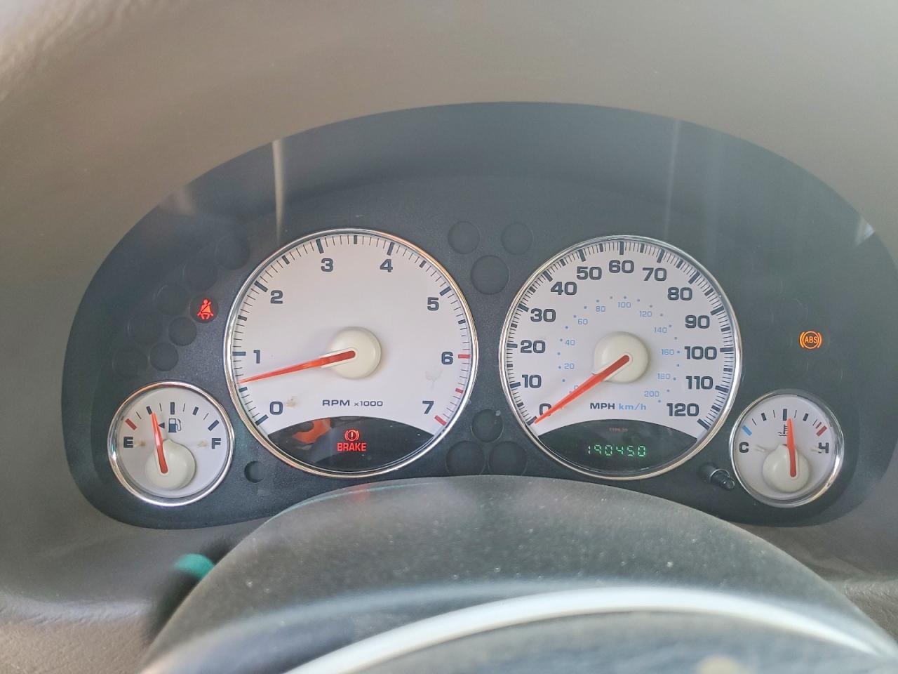 2003 JEEP LIBERTY photo 8