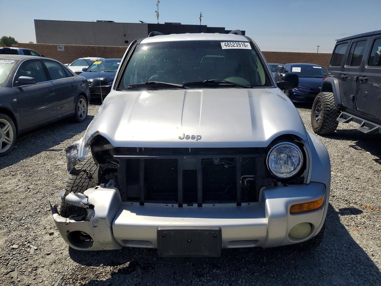 2003 JEEP LIBERTY photo 5