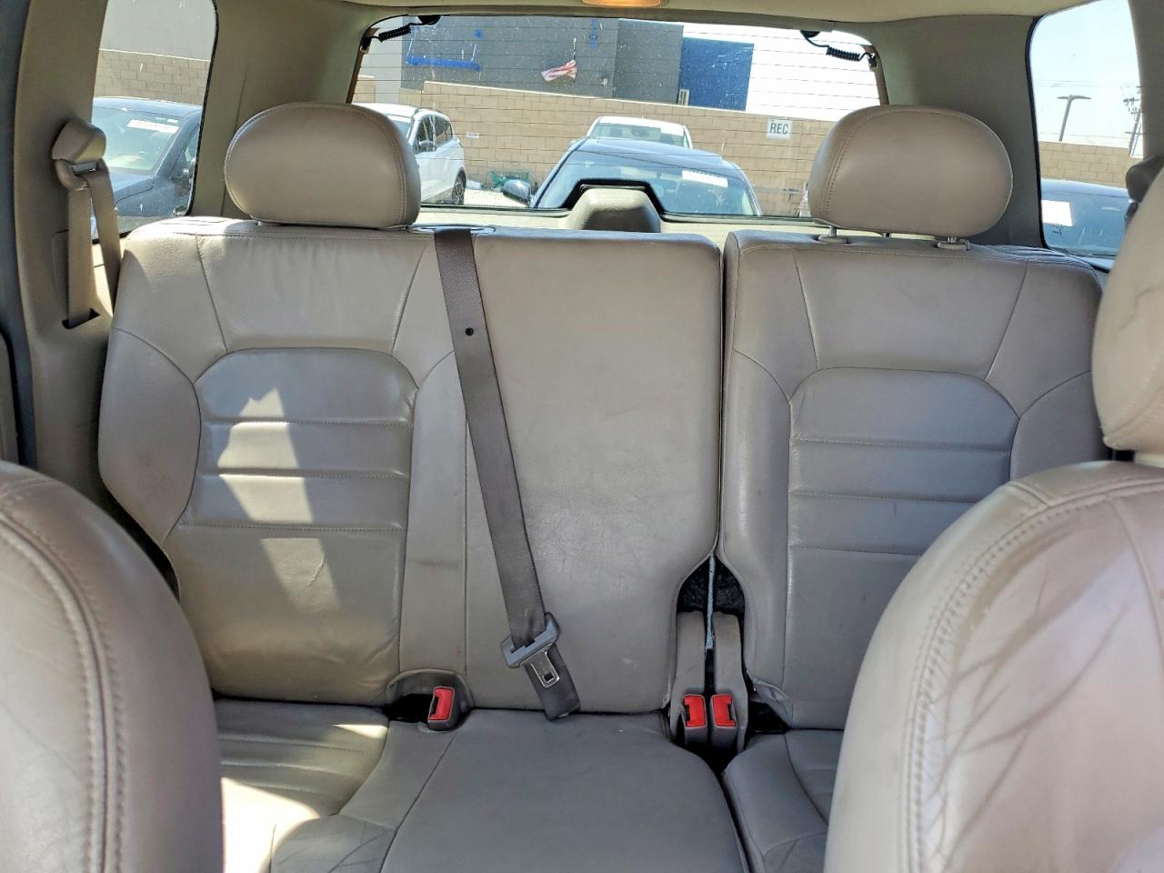 2003 JEEP LIBERTY photo 9