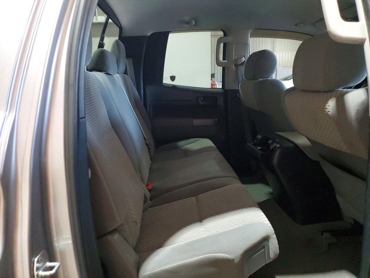 2010 TOYOTA TUNDRA GRADE photo 19
