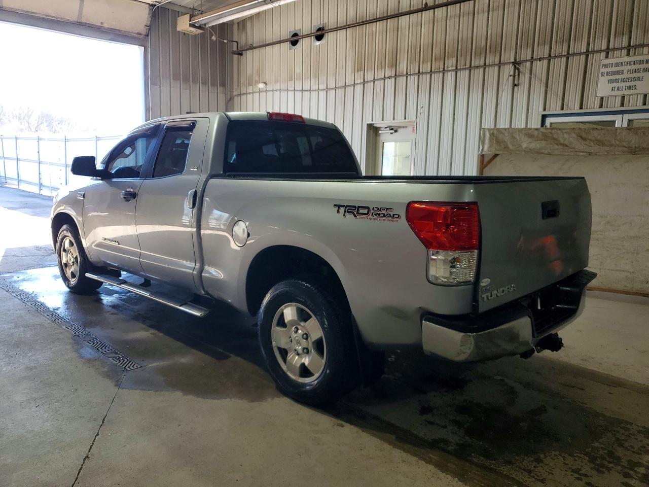 2010 TOYOTA TUNDRA GRADE photo 3
