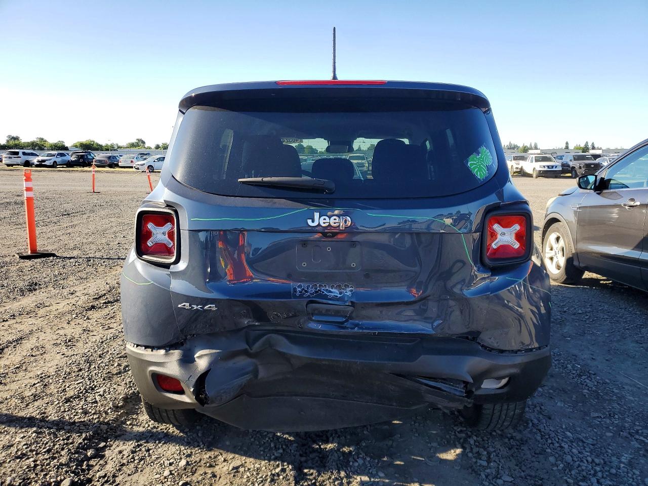2023 JEEP RENEGADE LATITUDE photo 16