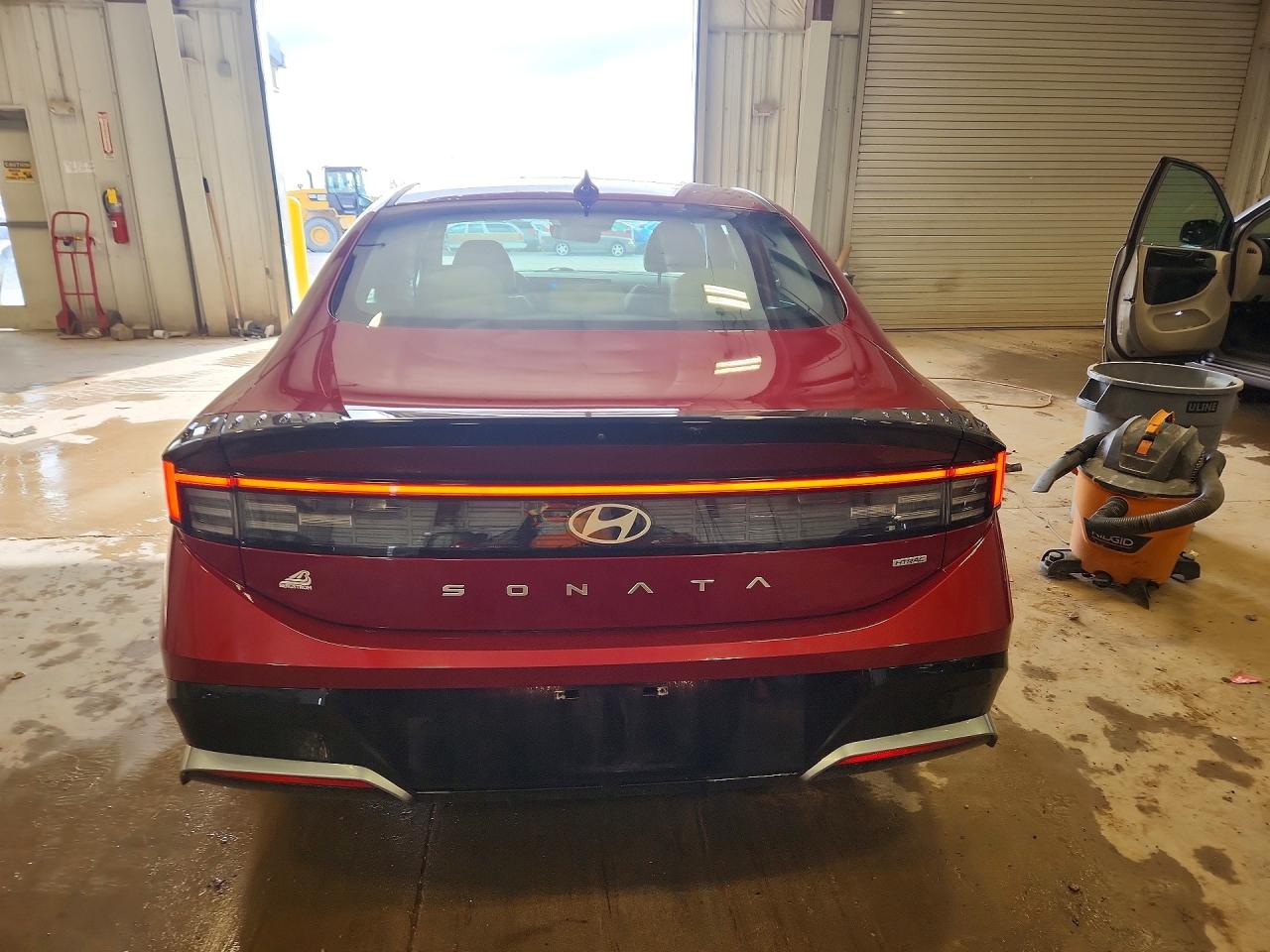 2024 HYUNDAI SONATA SEL photo 11