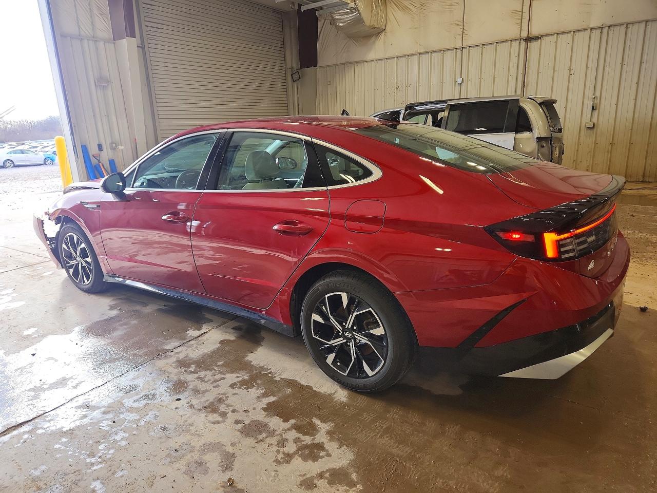 2024 HYUNDAI SONATA SEL photo 3