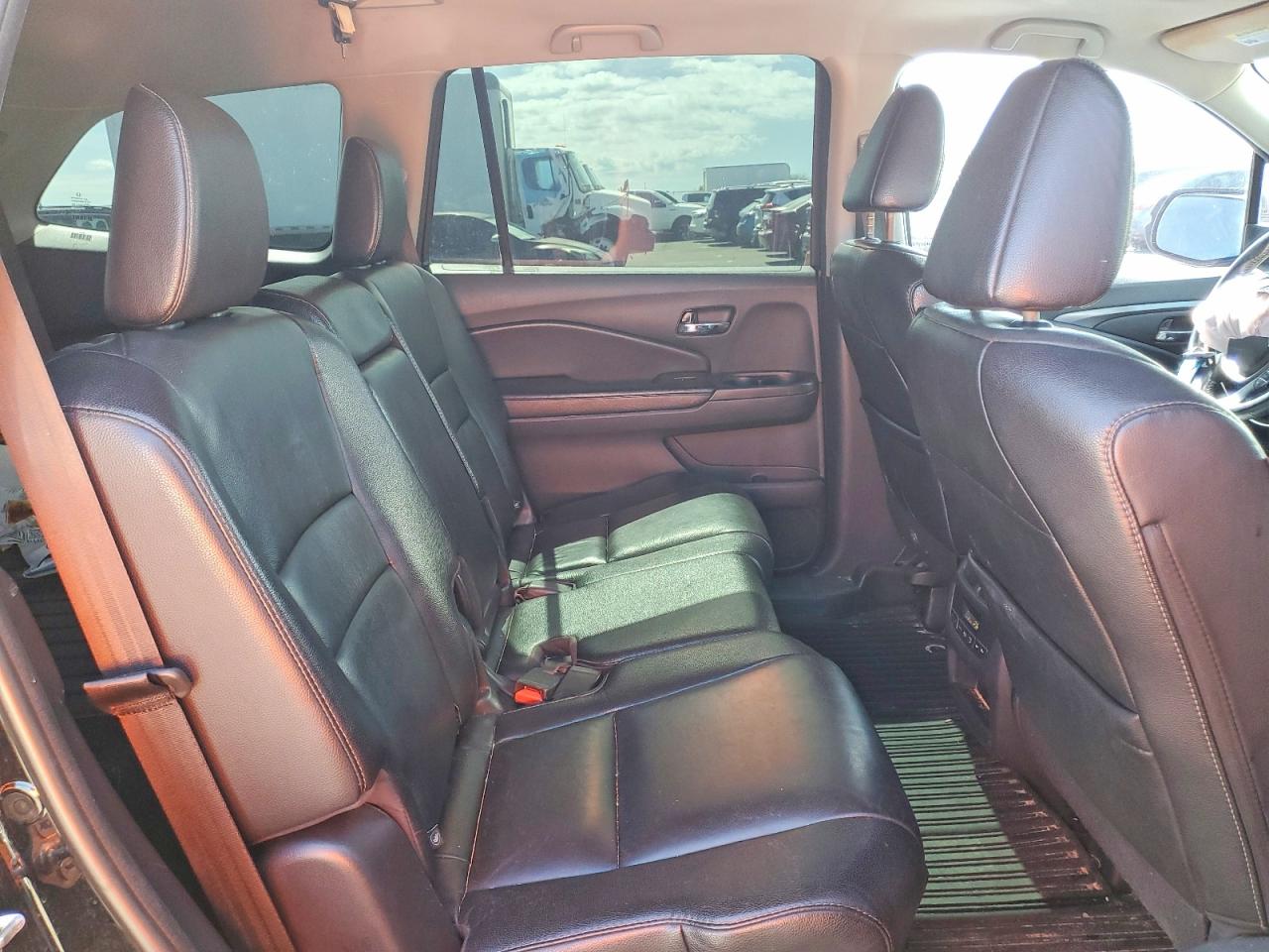 2016 HONDA PILOT EXL photo 21