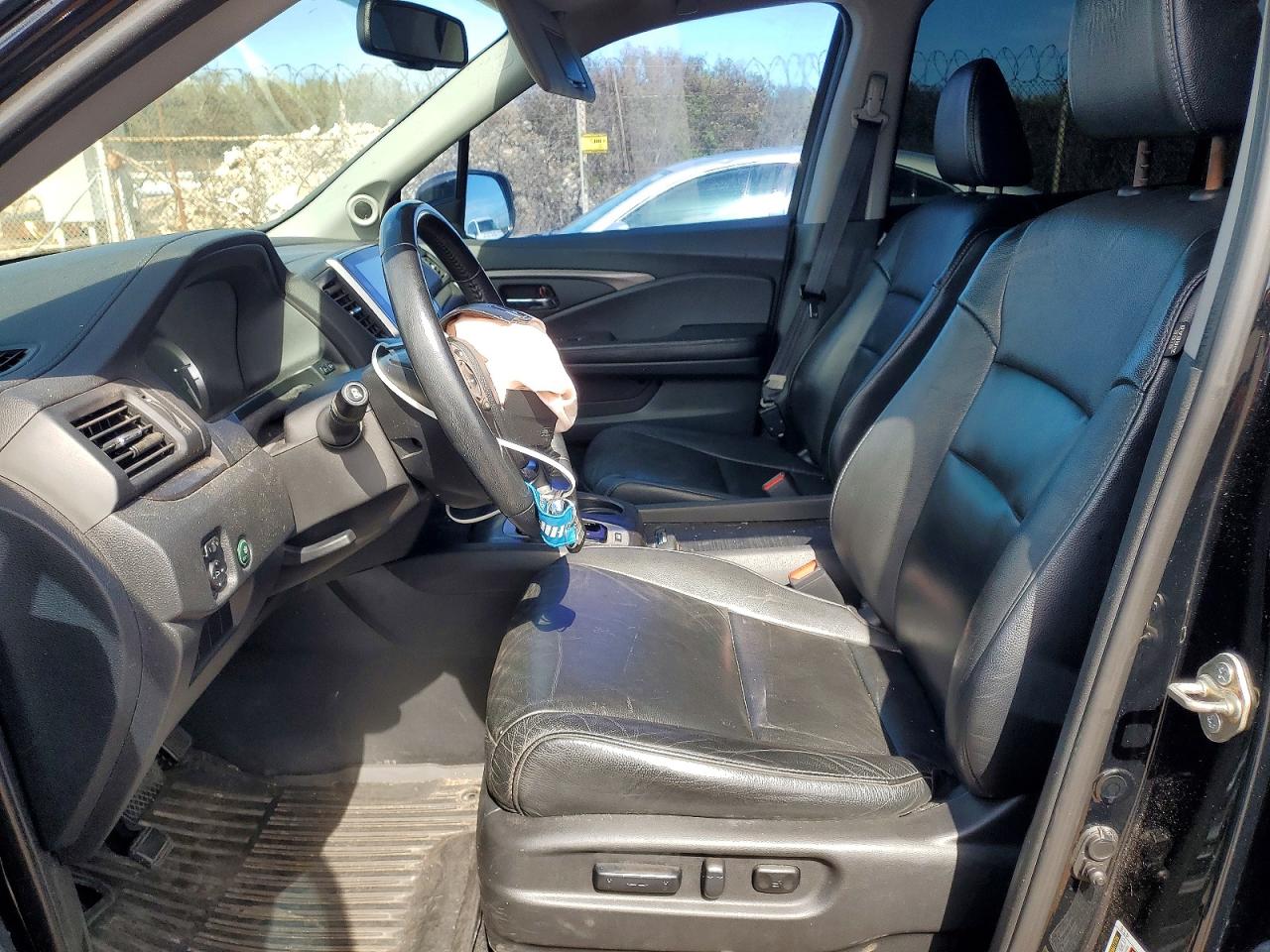 2016 HONDA PILOT EXL photo 13