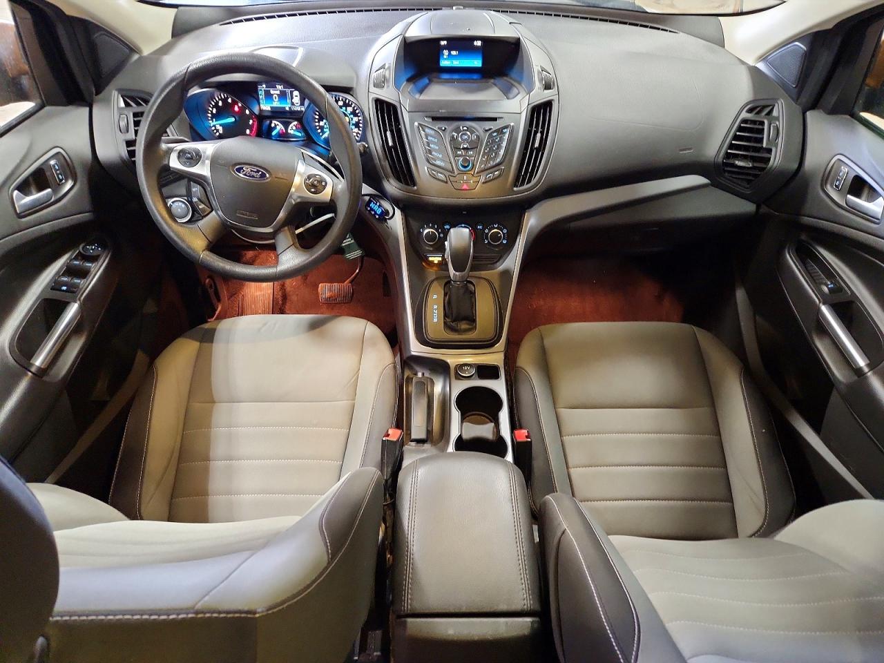 2016 FORD ESCAPE SE photo 22