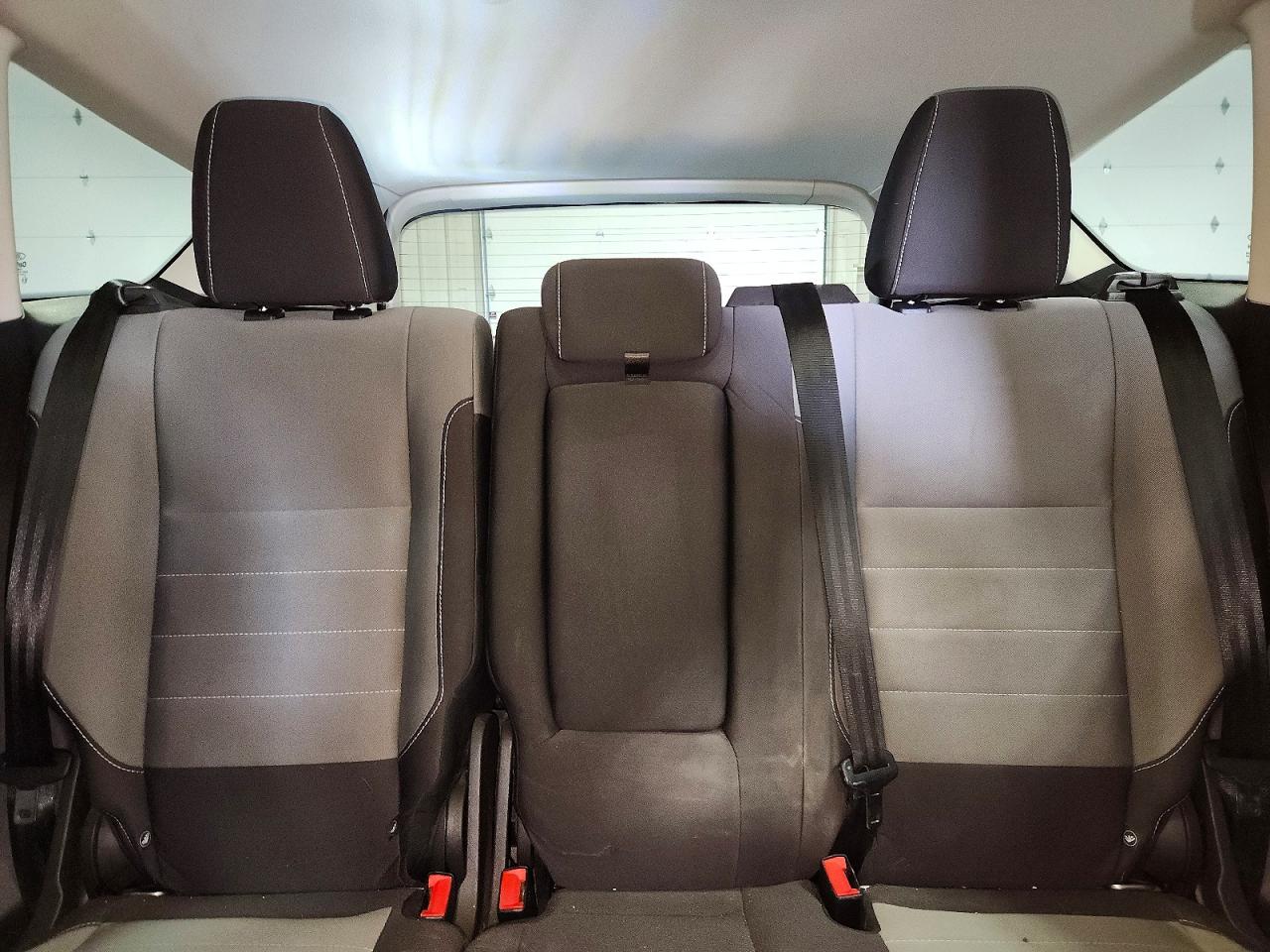 2016 FORD ESCAPE SE photo 28