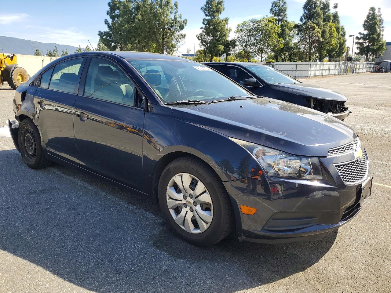 2014 CHEVROLET CRUZE LS photo 7