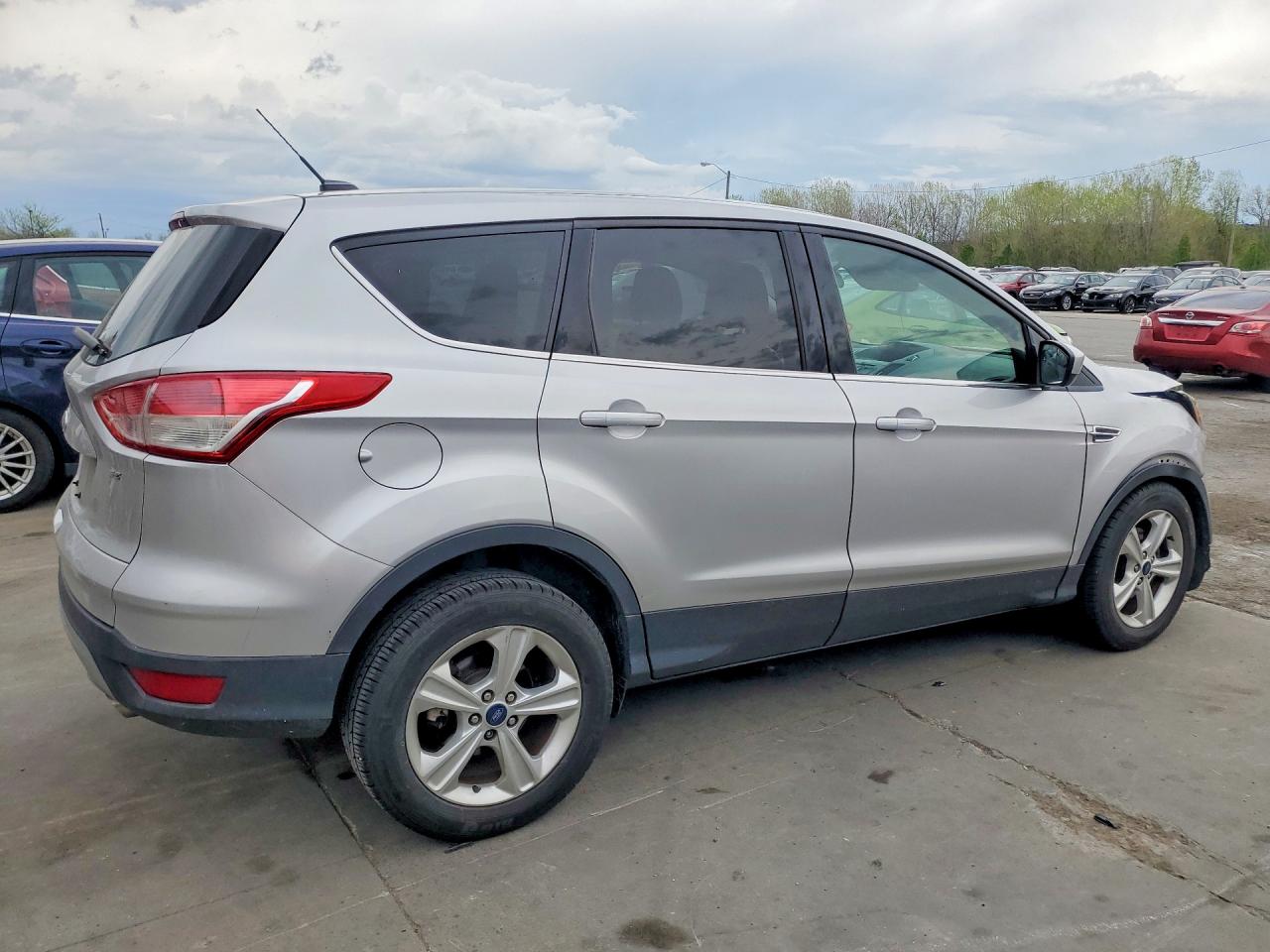 2015 FORD ESCAPE SE photo 7