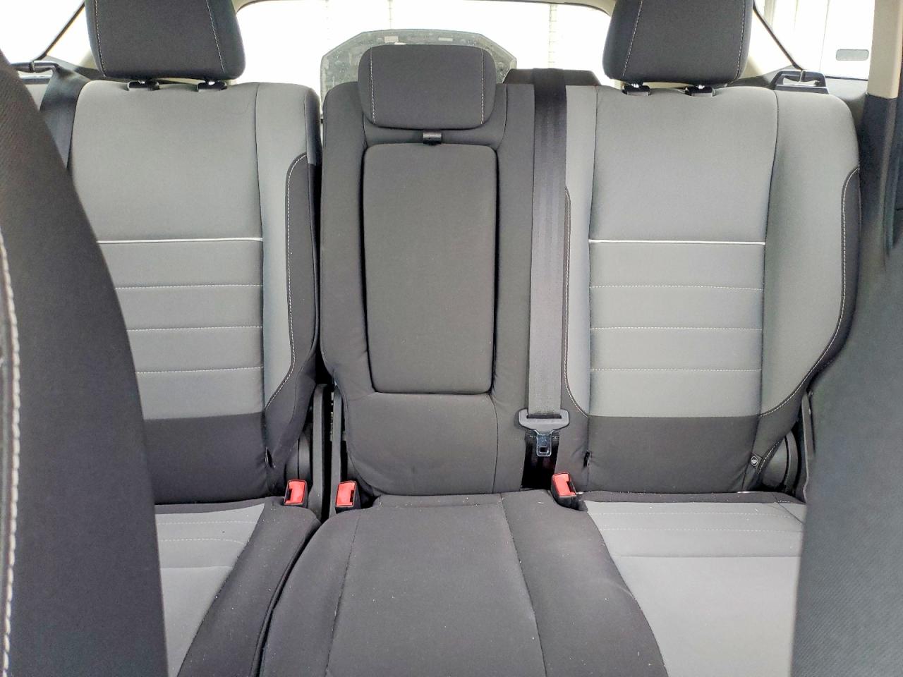2015 FORD ESCAPE SE photo 28