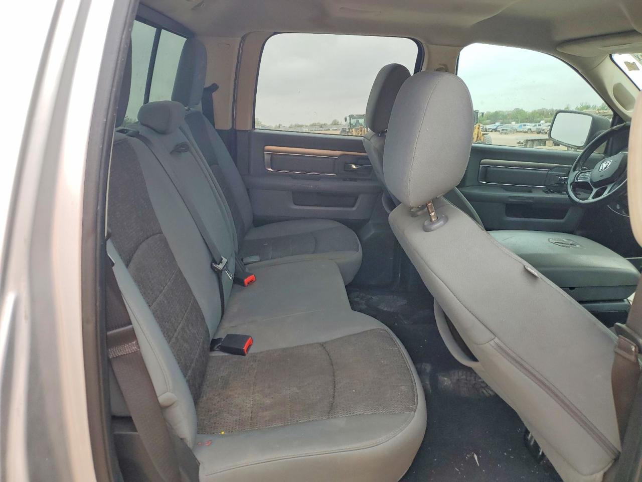 2013 RAM 1500 SLT photo 10