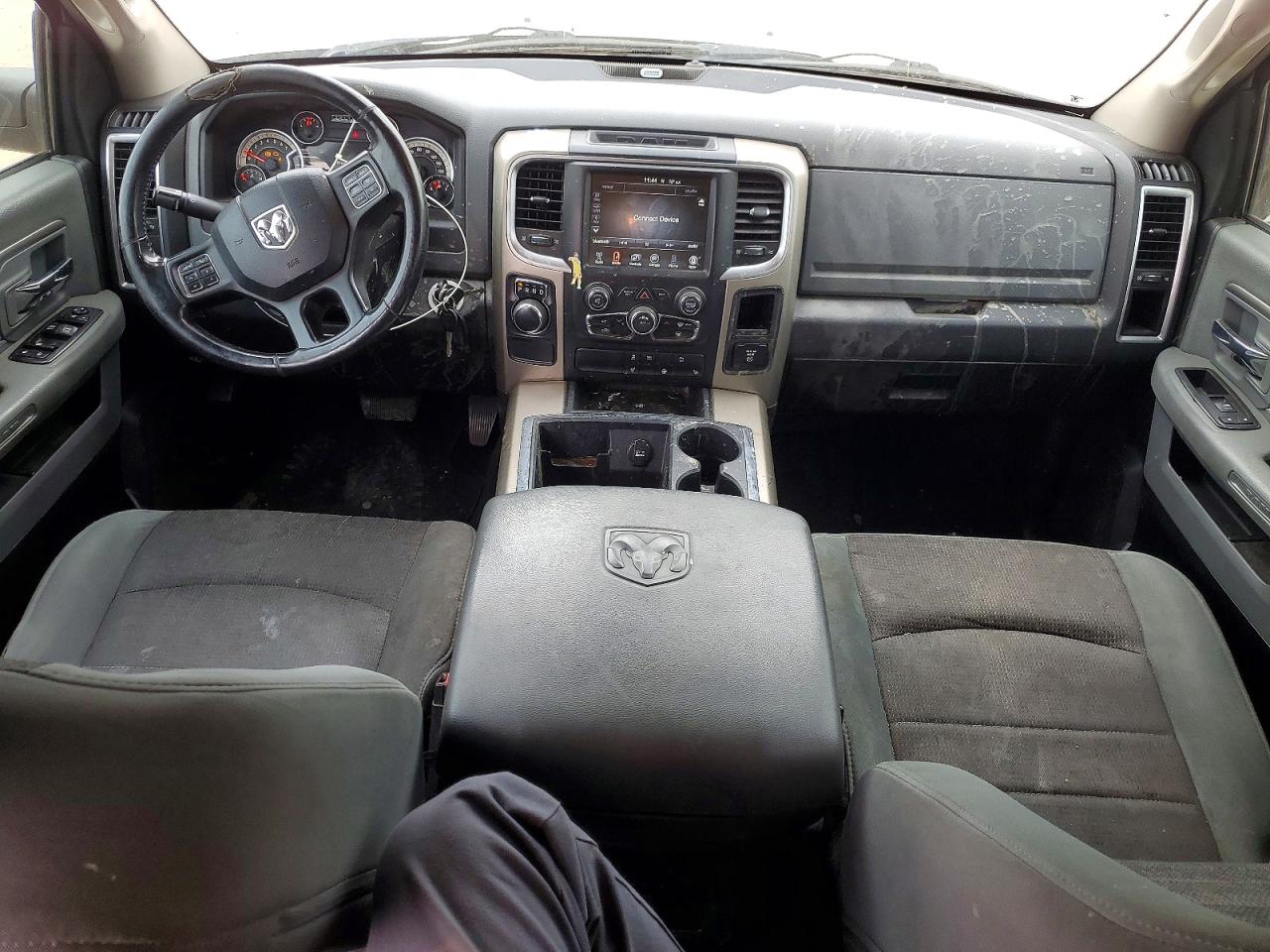 2013 RAM 1500 SLT photo 8
