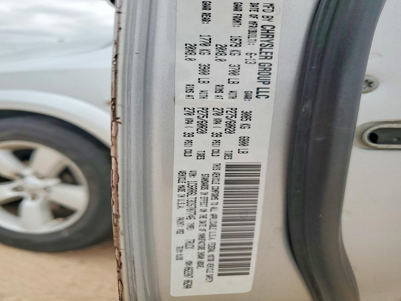 2013 RAM 1500 SLT photo 12