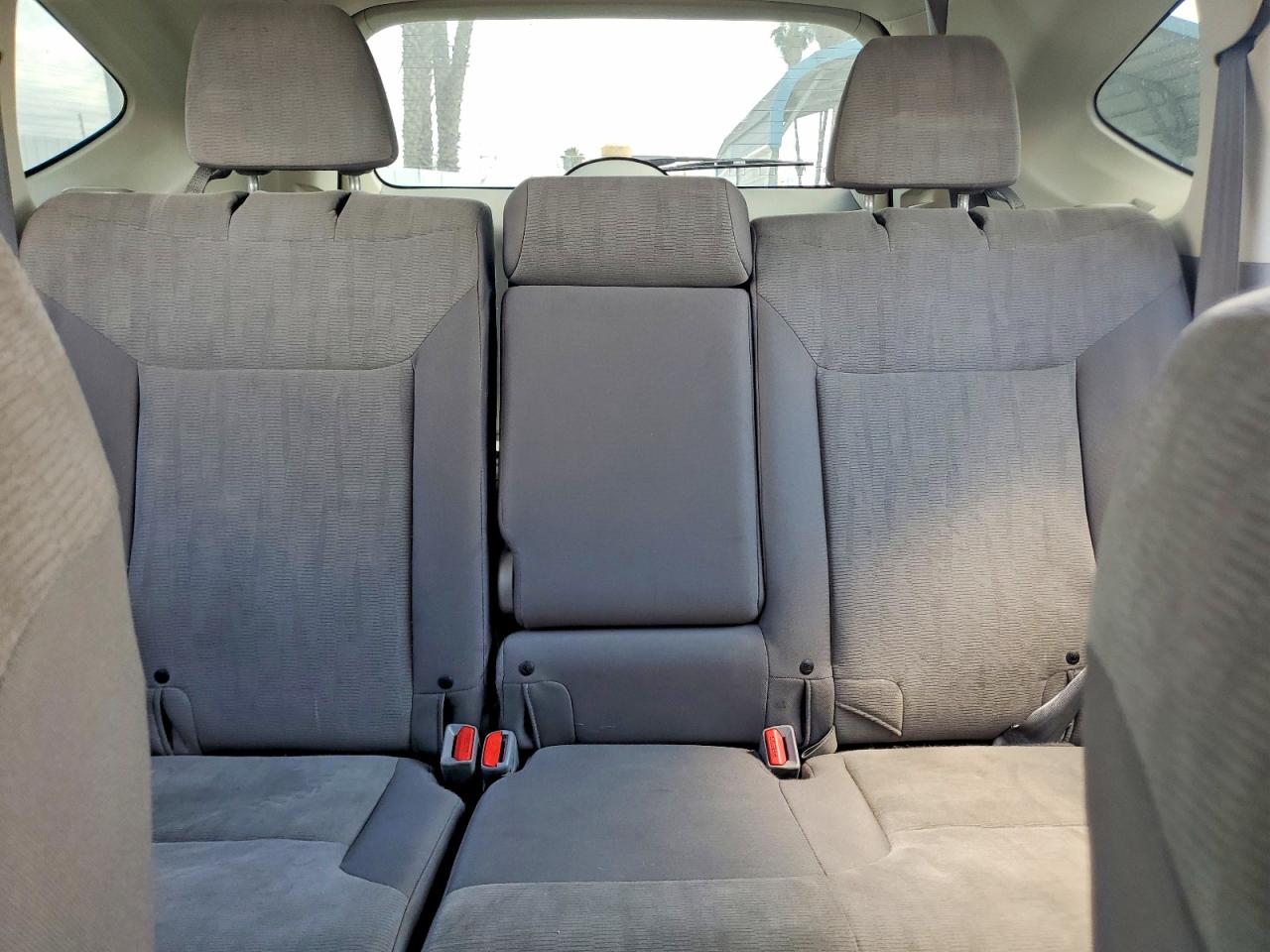 2013 HONDA CR-V LX photo 10